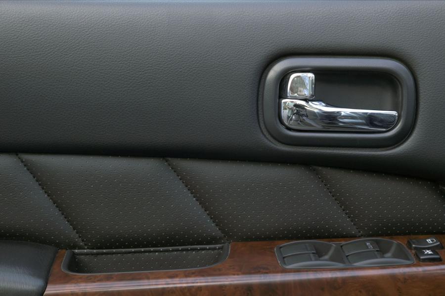  Nissan Patrol 2005 года  (фото 5 из 18)